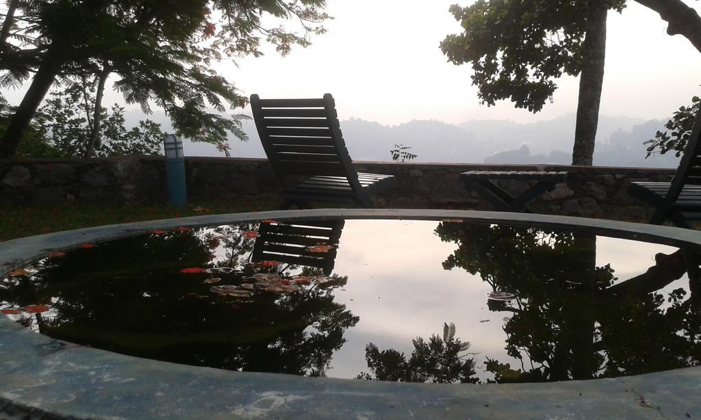 The Buena Vista Kandy Exteriér fotografie
